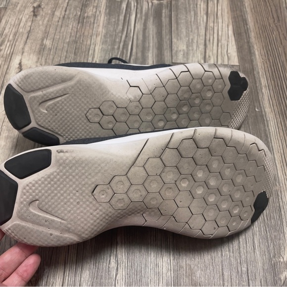 Size 11 Nike Flex Experience 8 Running Shoes Women’s Size 11 - Picture 3 of 6